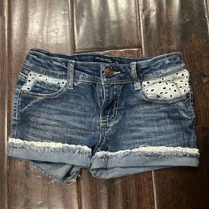 Girls Denim Shorts with lace detail Sz 7